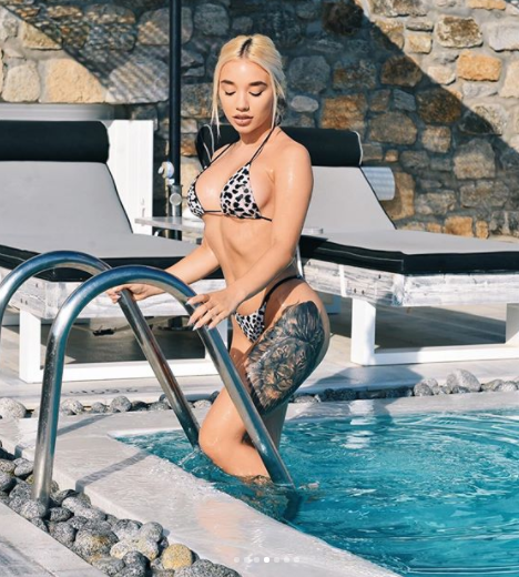 Mặc như khỏa thân, tình đồng giới của võ sĩ đấm bốc Nicola Adams gây sốc ảnh 8