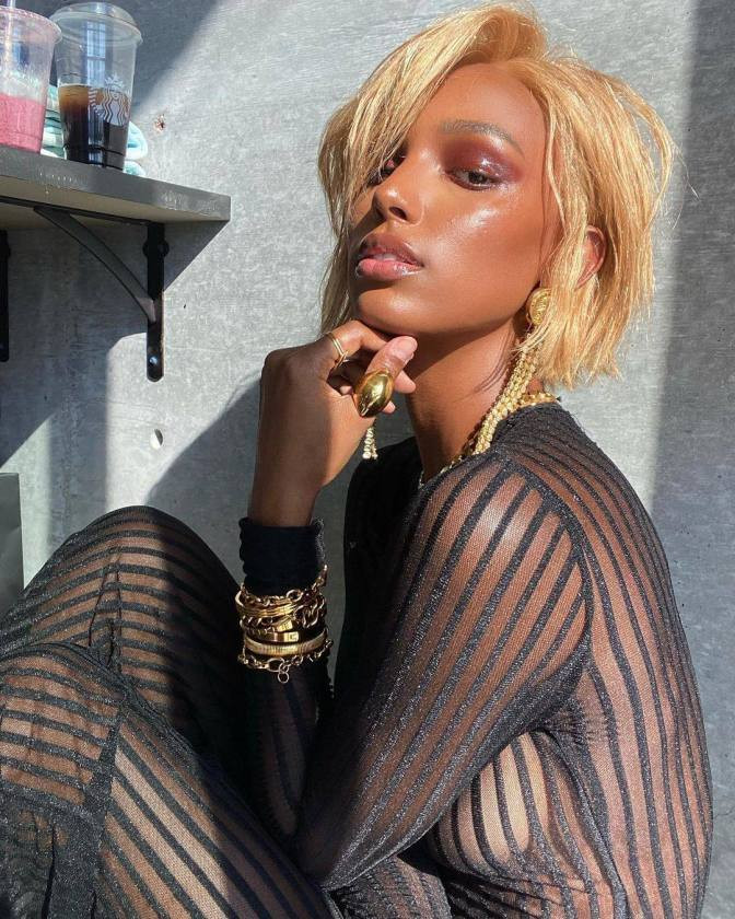 'Thiên thần nội y' Jasmine Tookes mặc bó sát xuyên thấu, khoe body tuyệt mỹ ảnh 15