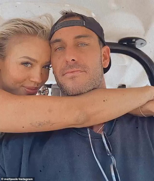 Choáng với đường cong thể hình 'bốc lửa' của hot girl 9x Tammy Hembrow ảnh 11