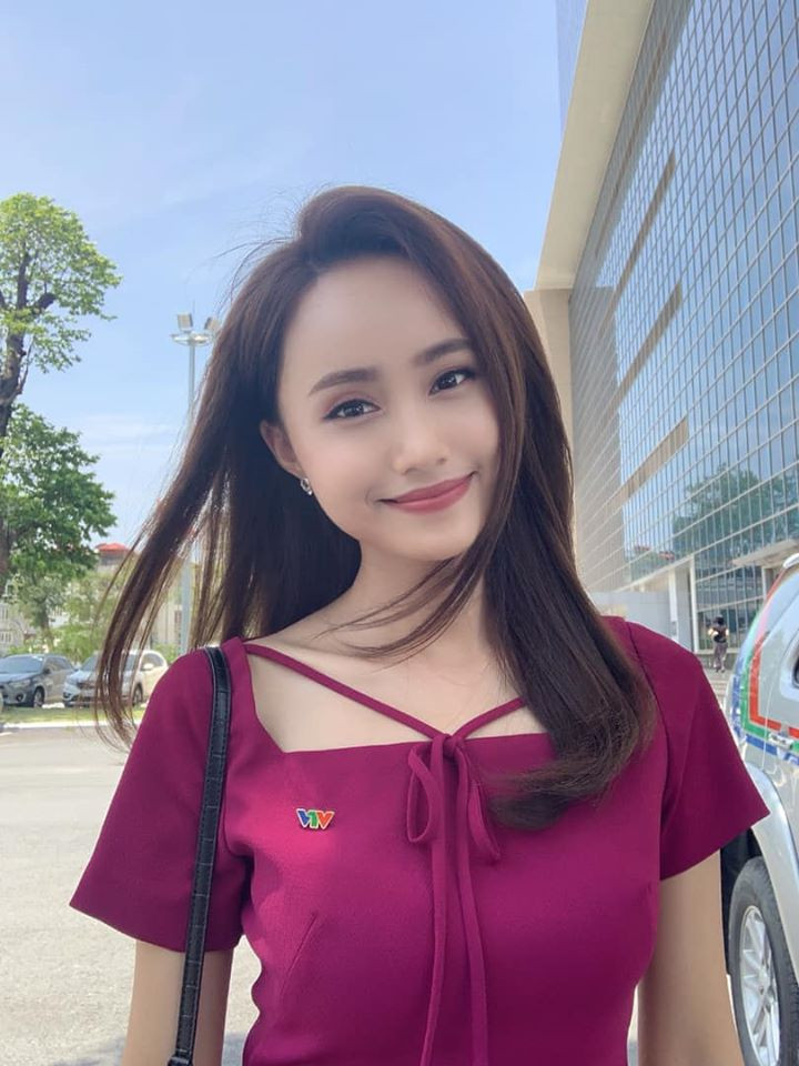 Đạt 10 triệu view clip hậu trường, MC Xuân Anh chia sẻ 'Tôi vui đến mức mất cả ngủ' ảnh 5