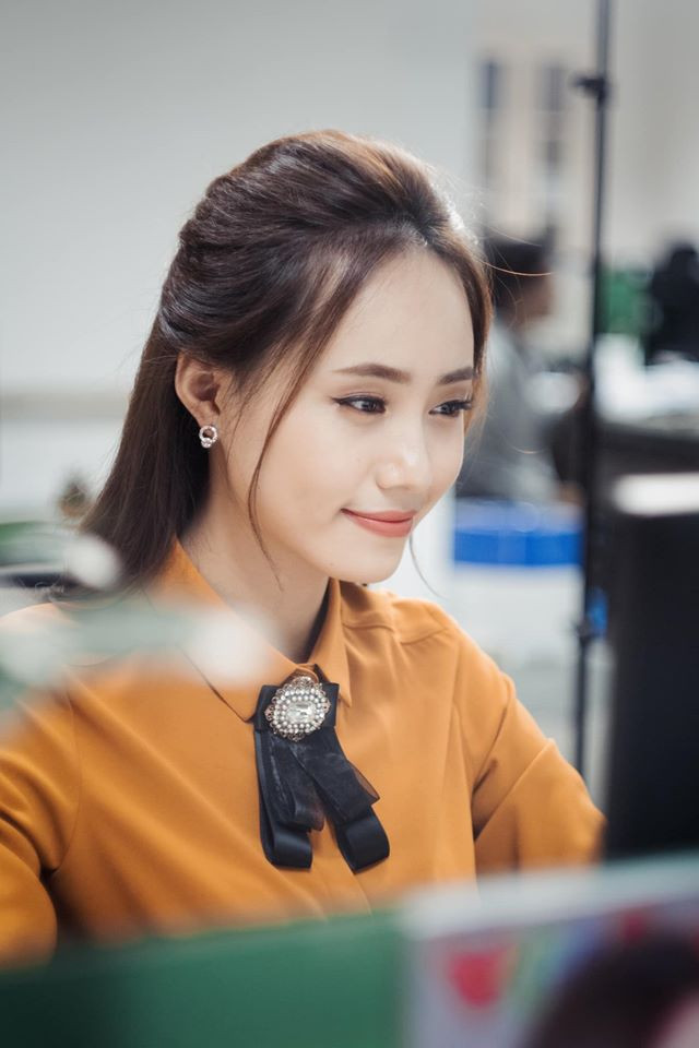 Xuân Anh: Từ Á khôi sinh viên đến MC thời tiết tài năng, xinh đẹp ảnh 10