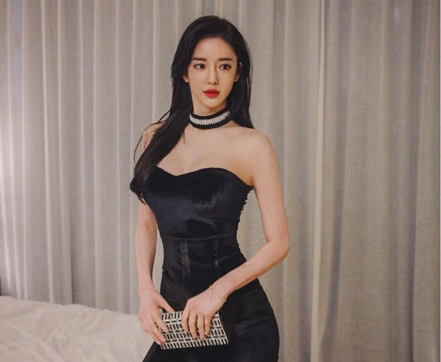 'Bản sao 19 tỷ' của AngelaBaby tố bị CEO bạo hành sưng bầm mặt ảnh 3