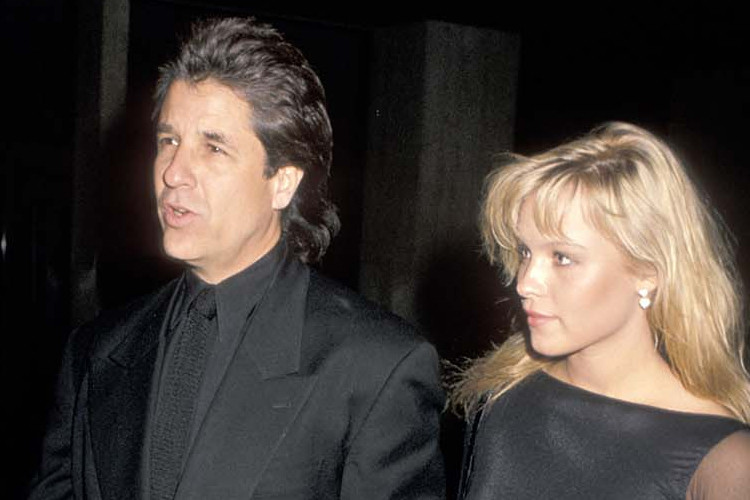 5 cuộc hôn nhân ly kỳ như phim của ‘bom sex’ Pamela Anderson ảnh 2