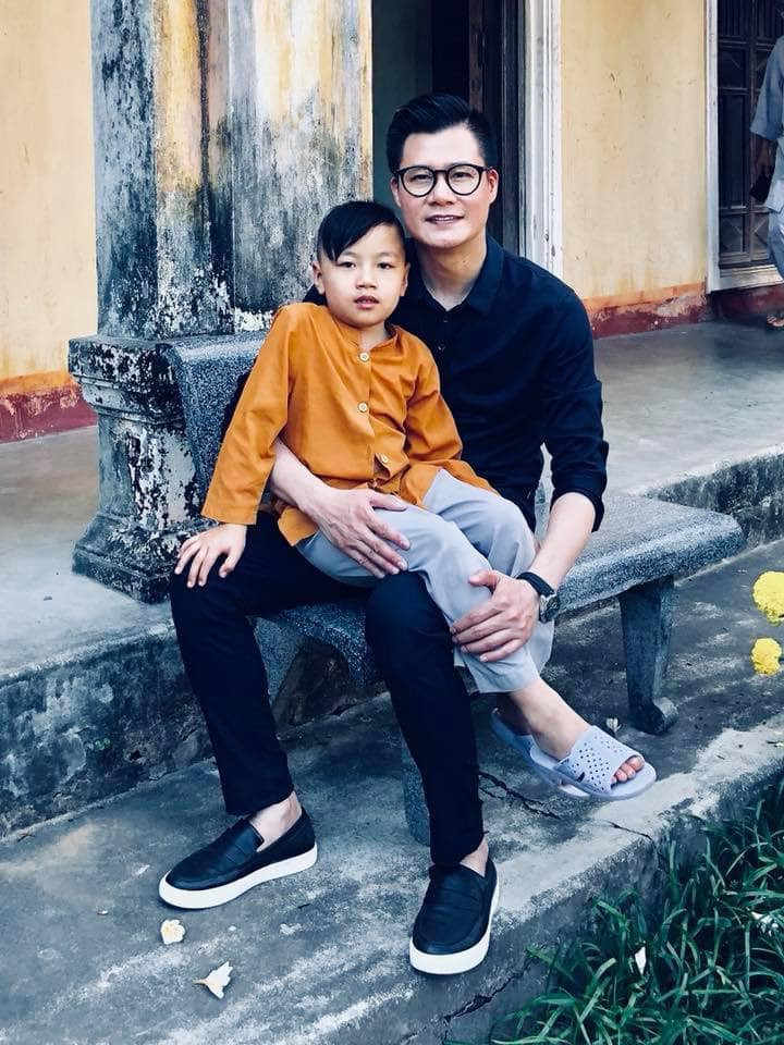 Vợ cũ Bằng Kiều đóng cửa club ở Mỹ, đi giao trà sữa kiếm sống vì Covid-19 ảnh 5