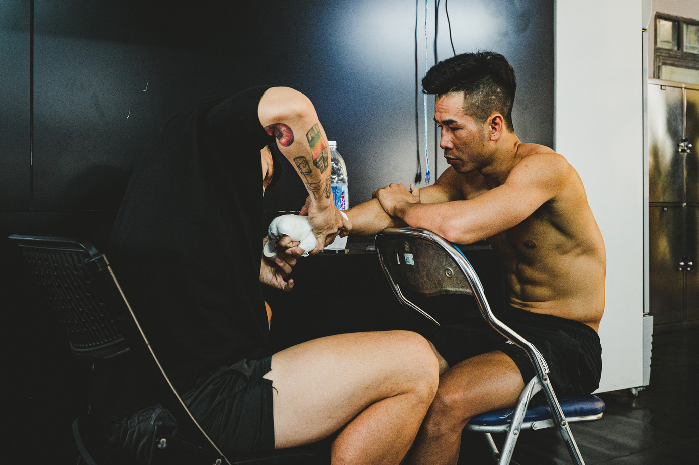 Võ sĩ Trần Văn Thảo tập luyện 'đổ máu' cho trận tranh đai vô địch IBA thế giới ảnh 11