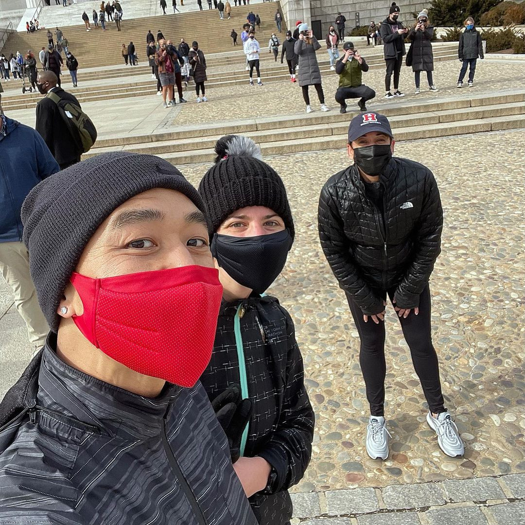 Lộ video mật vụ Mỹ đuổi theo nữ Phó Tổng thống khi tập thể dục hút 4 triệu view ảnh 5