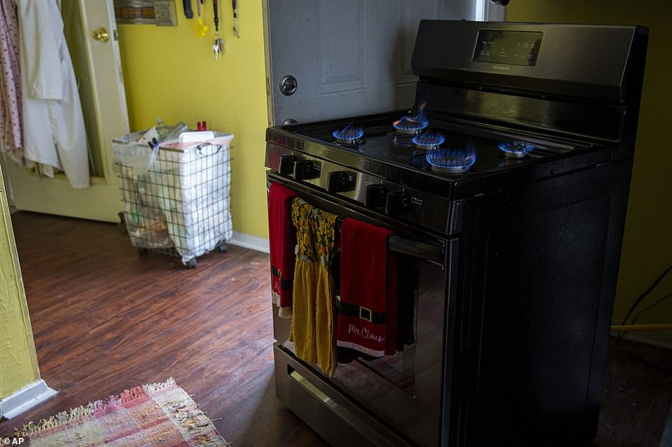 Mỹ: 31 người chết vì giá rét, 3 triệu dân khốn khổ vì không có điện ảnh 10