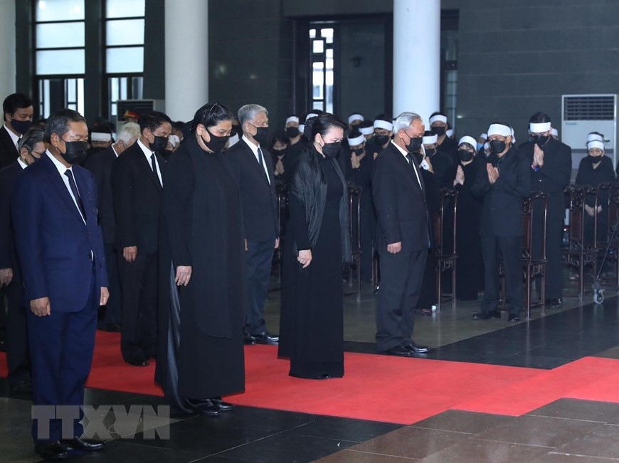 [ẢNH]: Xúc động lễ viếng nguyên Tổng Bí thư Lê Khả Phiêu ảnh 11