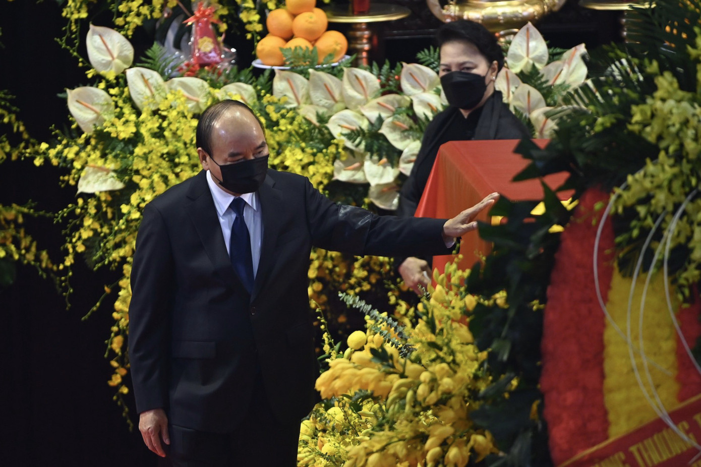 [ẢNH]: Xúc động lễ viếng nguyên Tổng Bí thư Lê Khả Phiêu ảnh 20