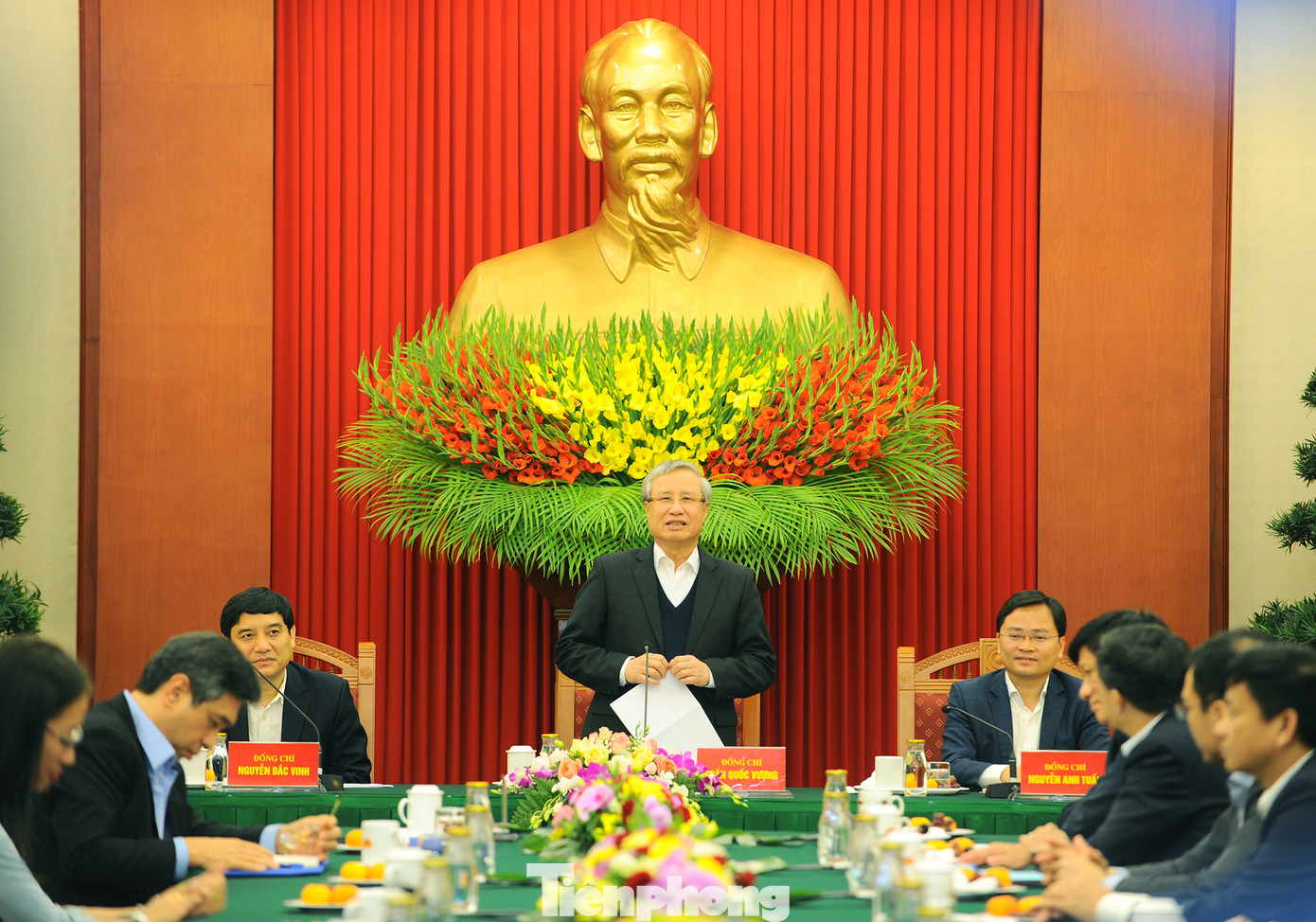 Thường trực Ban Bí thư Trần Quốc Vượng gặp mặt thầy thuốc trẻ tiêu biểu ảnh 1