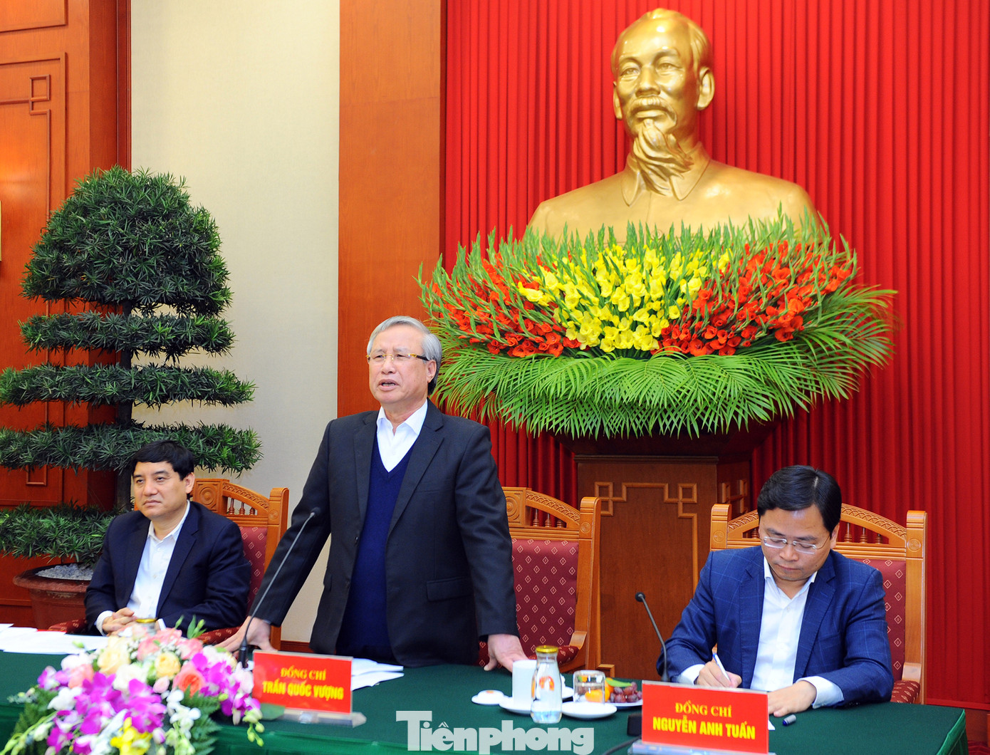 Thường trực Ban Bí thư Trần Quốc Vượng gặp mặt thầy thuốc trẻ tiêu biểu ảnh 4