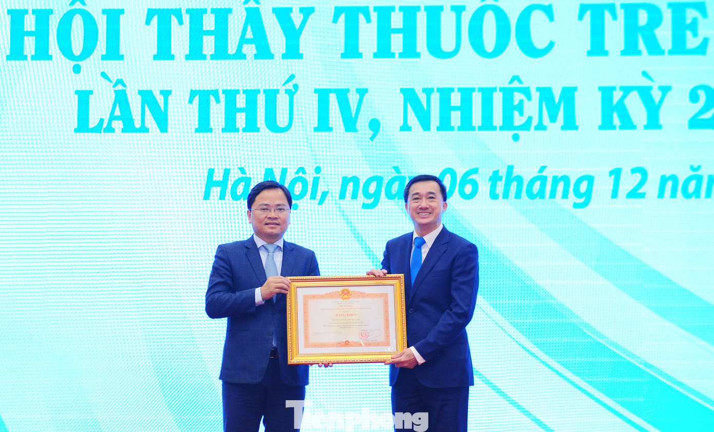 Thầy thuốc trẻ Việt Nam khám, phát thuốc miễn phí hơn 4 triệu lượt người ảnh 6