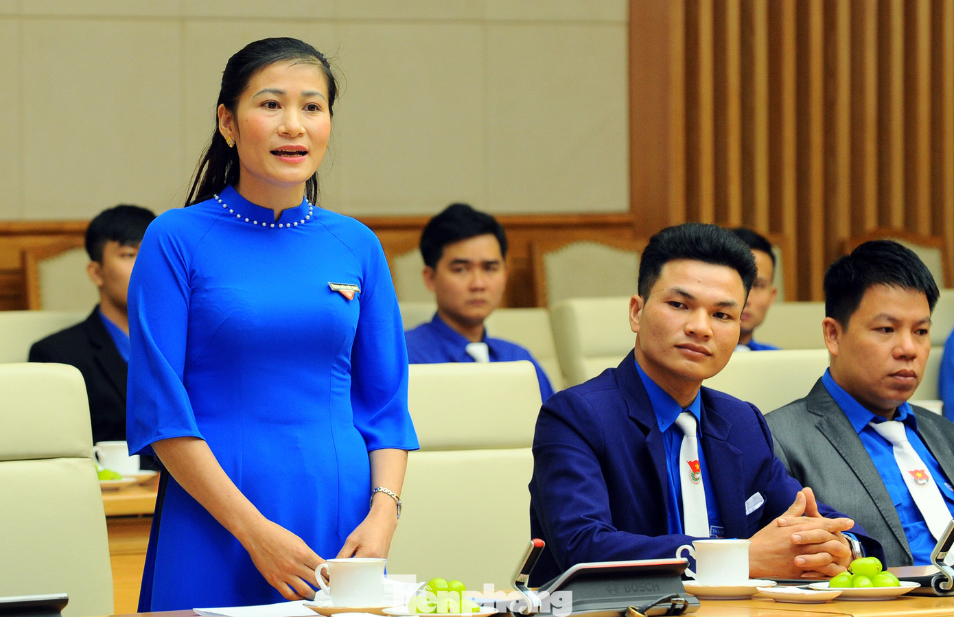 Phó Thủ tướng gặp gỡ 56 thanh niên nông thôn tiêu biểu ảnh 2