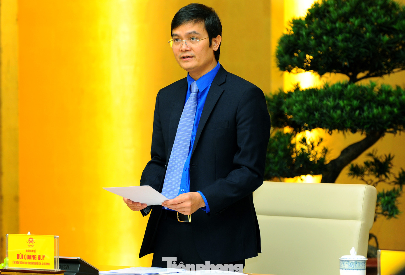 Phó Thủ tướng gặp gỡ 56 thanh niên nông thôn tiêu biểu ảnh 1