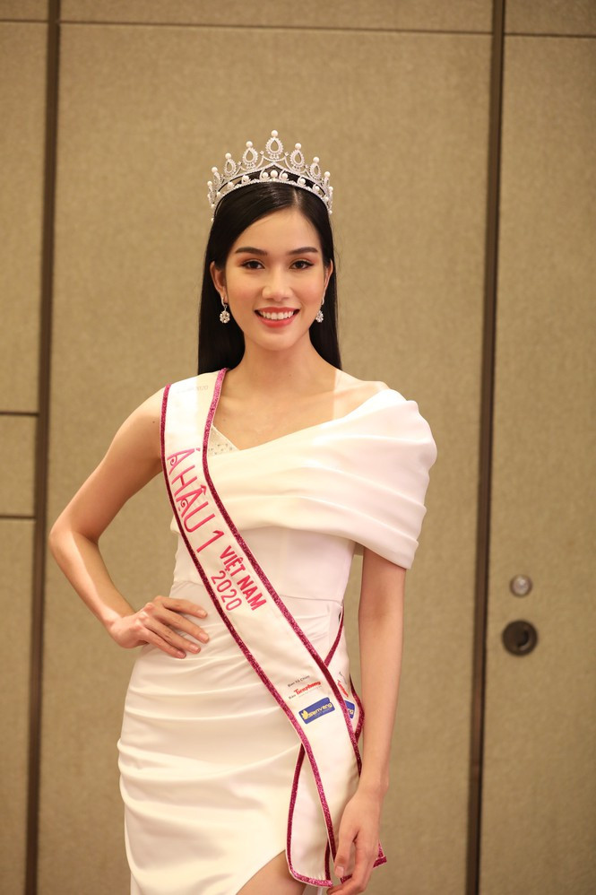 Á hậu Phạm Ngọc Phương Anh nói về tình cảm hậu trường cuộc thi HHVN 2020 ảnh 2
