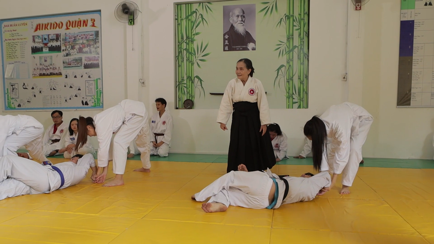 Thí sinh HHVN 2020 nghẹn ngào trước hành trình 50 năm 'gieo' hi vọng cho trẻ tự kỉ ảnh 1