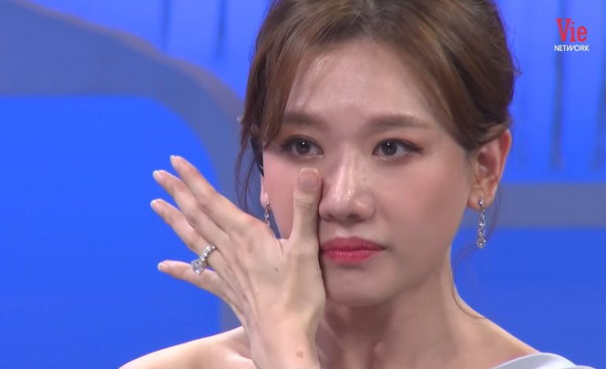 Showbiz 3/11: Xuất hiện tin đồn Lưu Đức Hoa bị ung thư, đã qua đời ảnh 1