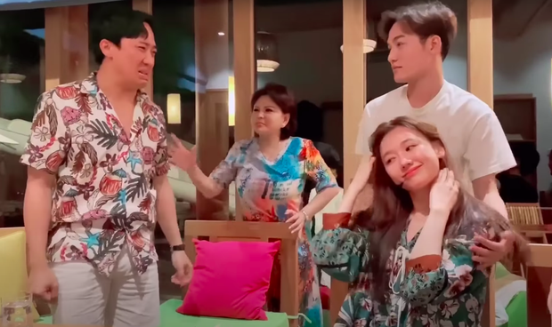 Showbiz 13/11: Quản lý của Kim Lý tiết lộ bất ngờ sau màn cầu hôn Hà Hồ ảnh 3