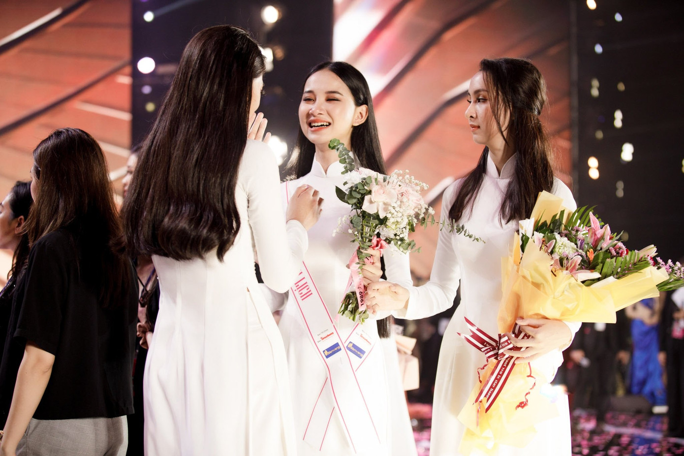 Gặp lại cô gái Vũng Tàu xinh đẹp giành giải Người đẹp Du lịch của HHVN 2020 ảnh 1