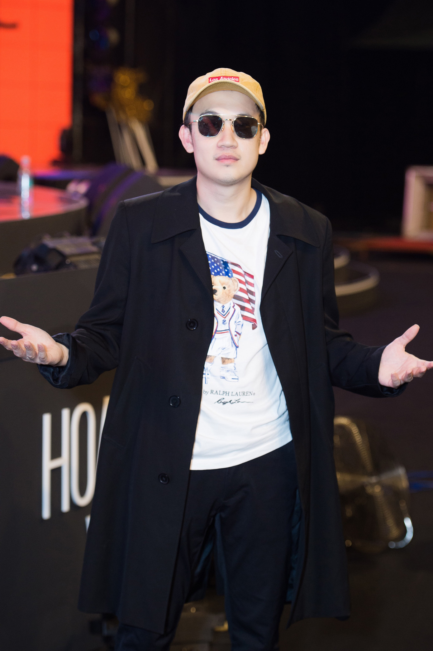 Đột nhập hậu trường Hoàng Thùy Linh, Minh Tuyết cùng dàn sao chuẩn bị cho Đêm chung kết ảnh 9