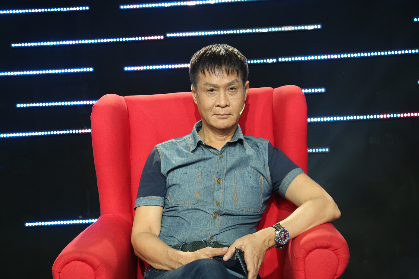 MC Quyền Linh đứng ra ‘đỡ đạn’ cho nam MC bị đạo diễn Lê Hoàng khiêu khích ảnh 2