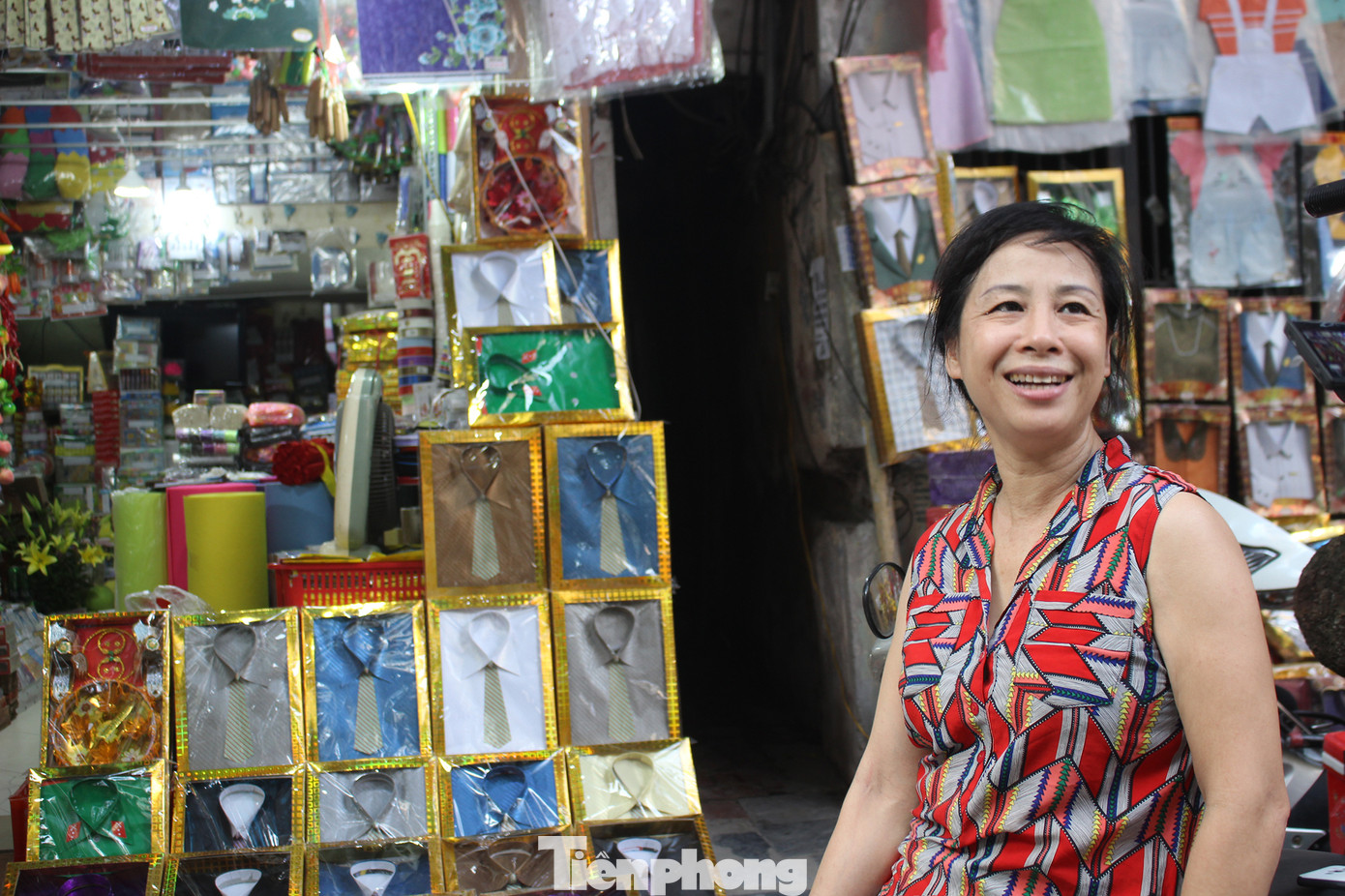 Ý tưởng 'lạ' về việc gửi khẩu trang cho cõi âm chống COVID-19 trong tháng cô hồn ảnh 9