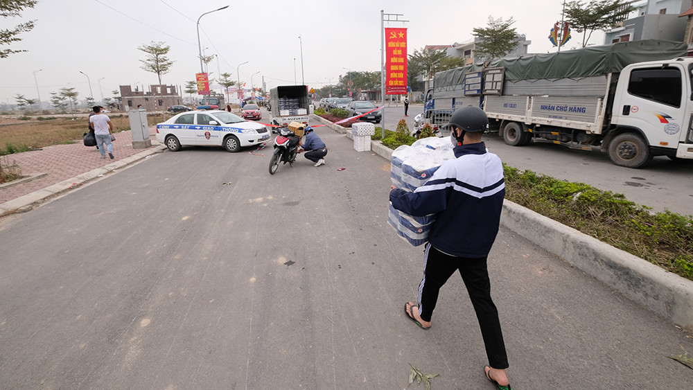 Hàng loạt địa phương ở Hải Dương bị phong tỏa, cách ly ảnh 7
