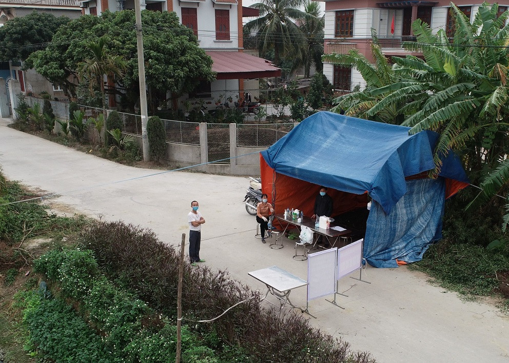 Hàng loạt địa phương ở Hải Dương bị phong tỏa, cách ly ảnh 9