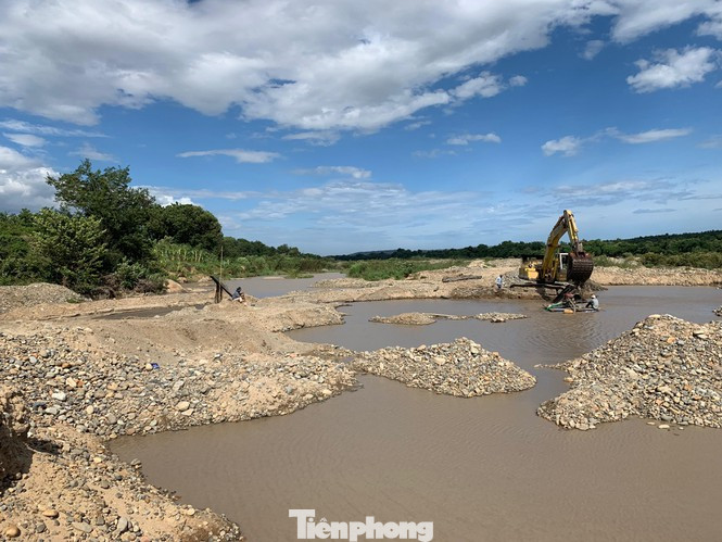Chủ tịch Ninh Thuận có nhiều sai phạm về quản lý đất đai, khai thác khoáng sản ảnh 2