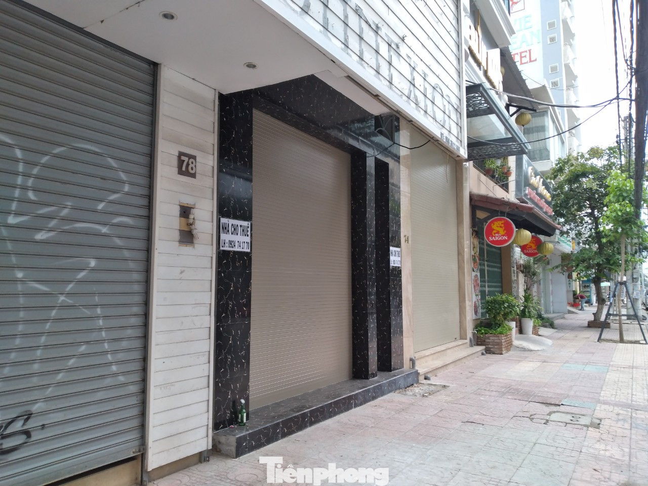 Phố Tây Nha Trang đóng cửa hàng loạt vì dịch COVID - 19 ảnh 7