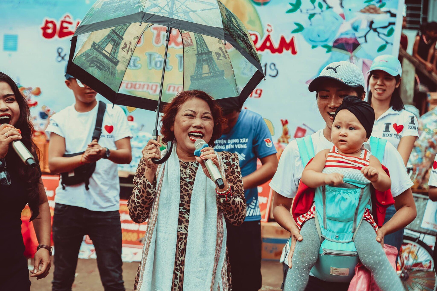 Chị gái giúp Siu Black ra khỏi 'vũng lầy', người chồng ly hôn 11 năm tái hợp là ai? ảnh 6