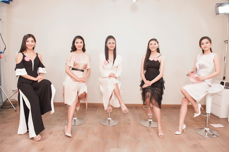  Top 3 đề cử Người đẹp Truyền thông lộ diện trước giờ chung kết HHVN ảnh 4