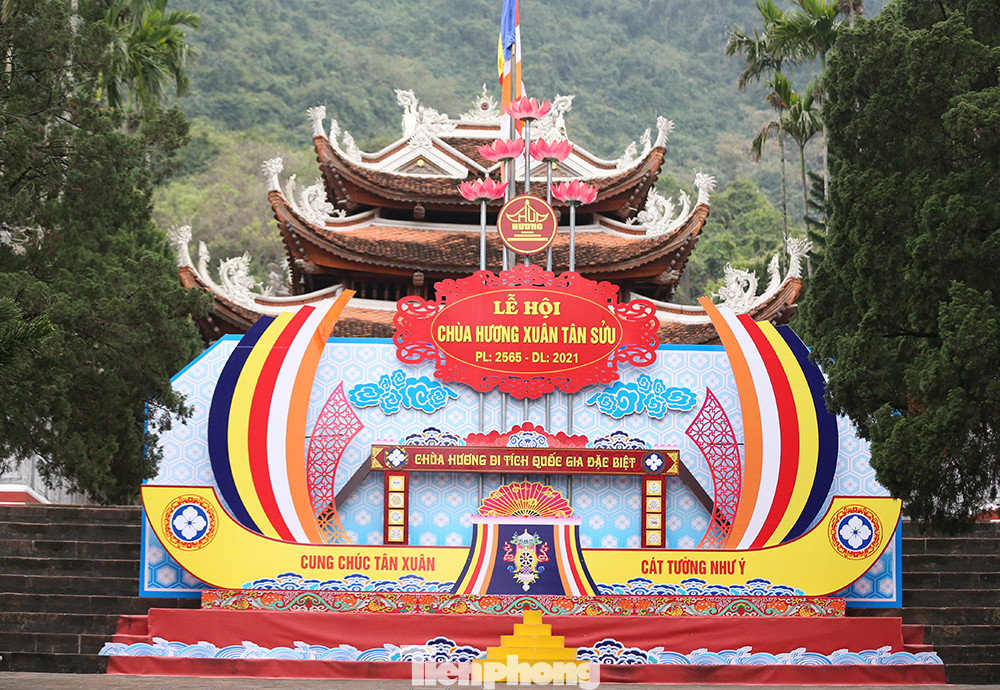 Chùa Hương hối hả chuẩn bị mở cửa đón khách ảnh 12