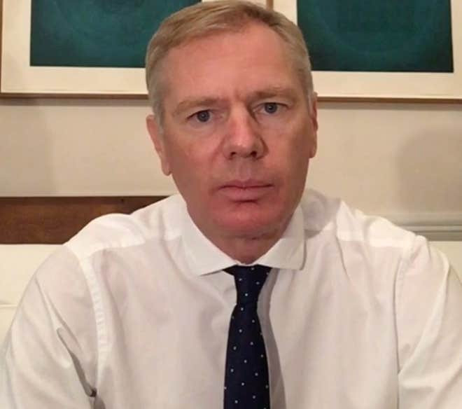 Biểu tình chống chính phủ bùng phát, Iran bắt Đại sứ Anh ảnh 1