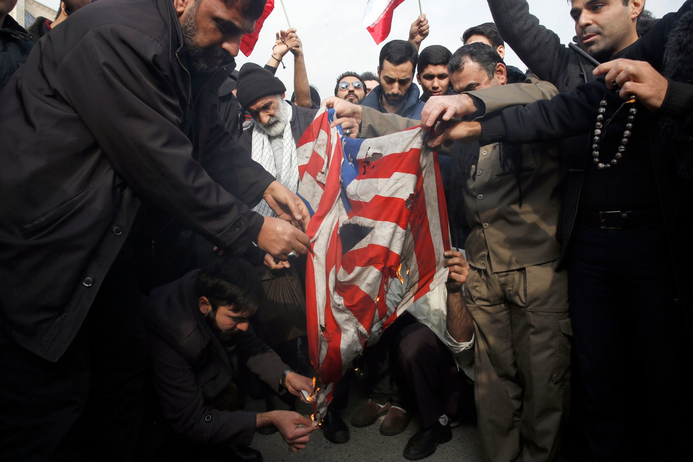 Mỹ ám sát tướng Iran: Thanh gươm chiến tranh đã tuốt ra khỏi vỏ ảnh 7