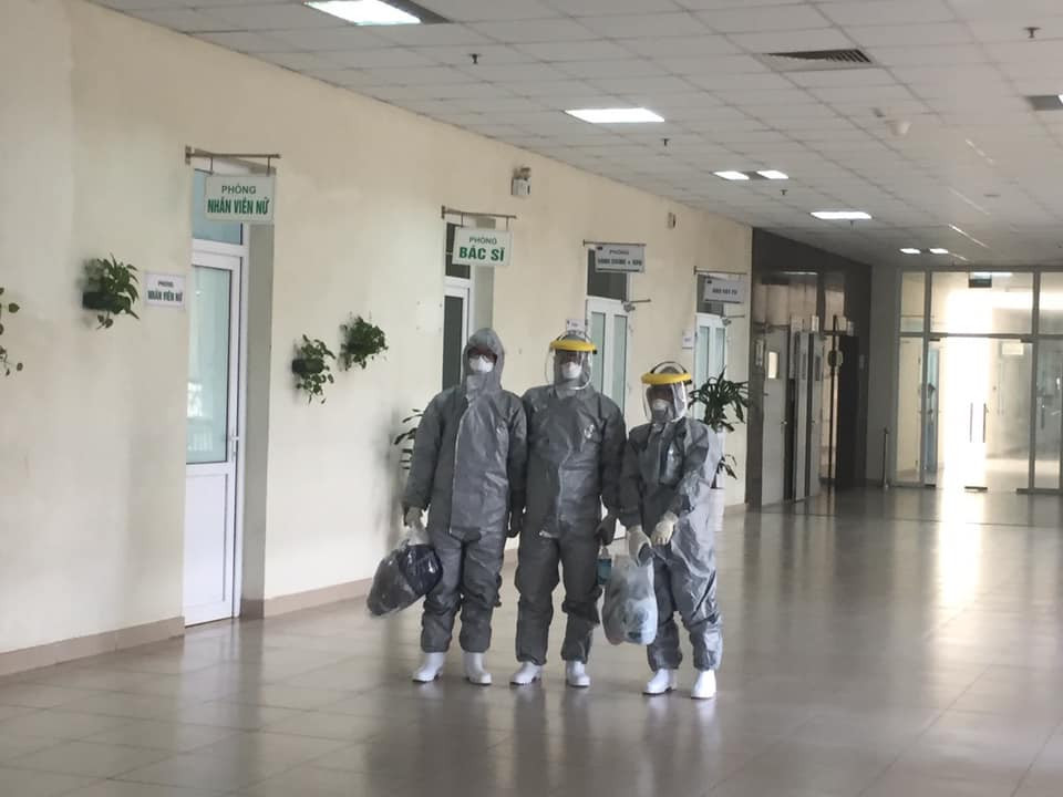 Những chuyện chưa kể về 'cuộc chiến' chống Covid-19 cứu bệnh nhân Việt kiều Mỹ ảnh 5 Những chuyện chưa kể về 'cuộc chiến' chống Covid-19 cứu bệnh nhân Việt kiều Mỹ ảnh 5