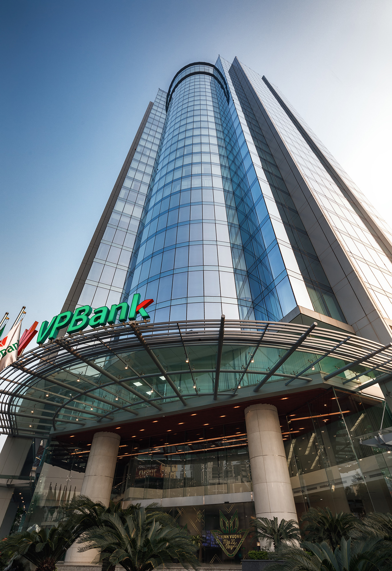 VPBank giải quyết hàng ngàn hồ sơ giảm, giãn nợ cho người vay bị ảnh hưởng vì COVID ảnh 1