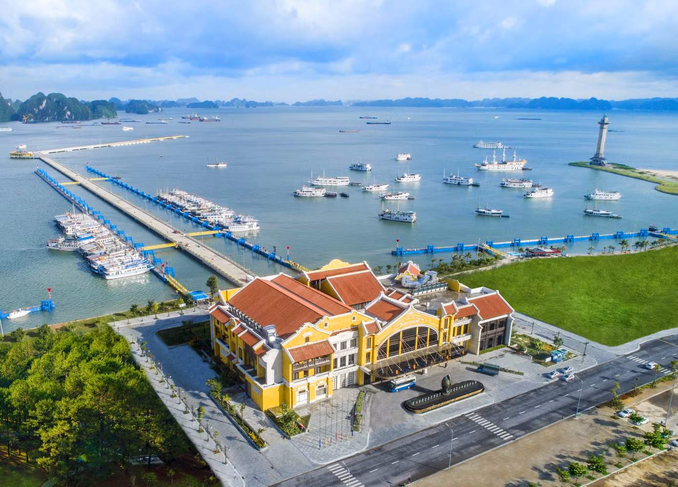 Điểm nhấn mới trong ‘bản giao hưởng’ bất động sản bên bờ vịnh Hạ Long ảnh 1
