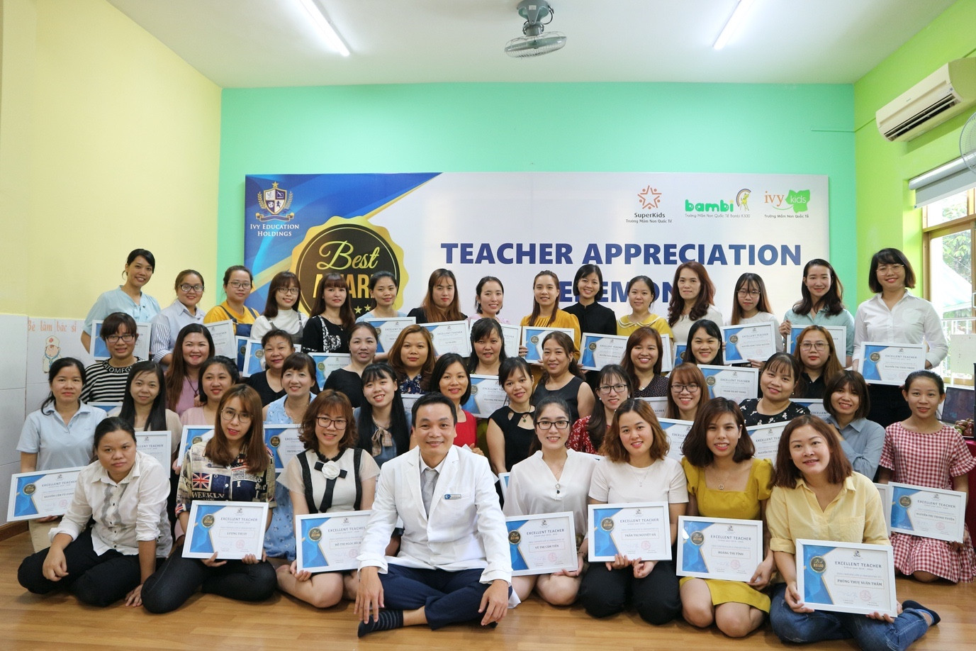 Tôn vinh 67 giáo viên giỏi và câu chuyện cổ tích Ivy ảnh 2