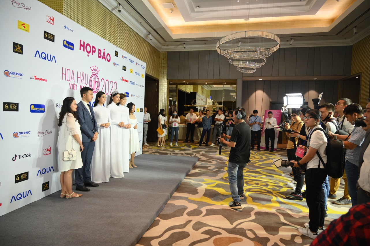 Dàn người đẹp hội tụ tại khách sạn Caravelle Sài Gòn dự họp báo Hoa hậu Việt Nam 2020 ảnh 5