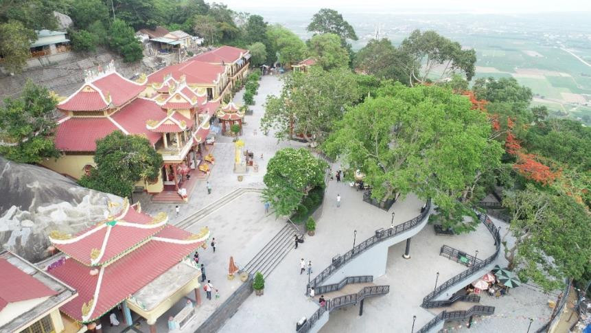 Chiêm ngưỡng vẻ đẹp miền biên viễn từ nóc nhà Đông Nam Bộ ảnh 5