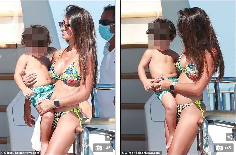 Messi ôm ấp bà xã nóng bỏng trên du thuyền, cùng gia đình Suarez đi nghỉ mát ảnh 7