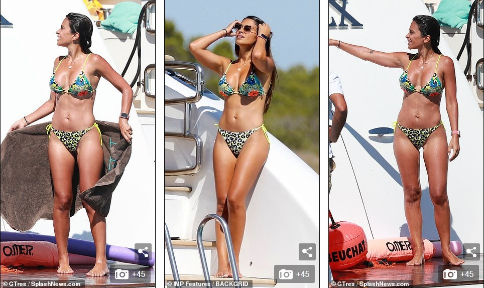 Messi ôm ấp bà xã nóng bỏng trên du thuyền, cùng gia đình Suarez đi nghỉ mát ảnh 5