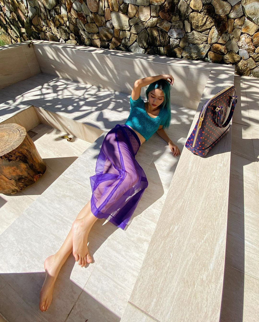 Quỳnh Anh Shyn thả dáng ‘bỏng rẫy’ với bikini bé xíu ở Phú Quốc ảnh 8