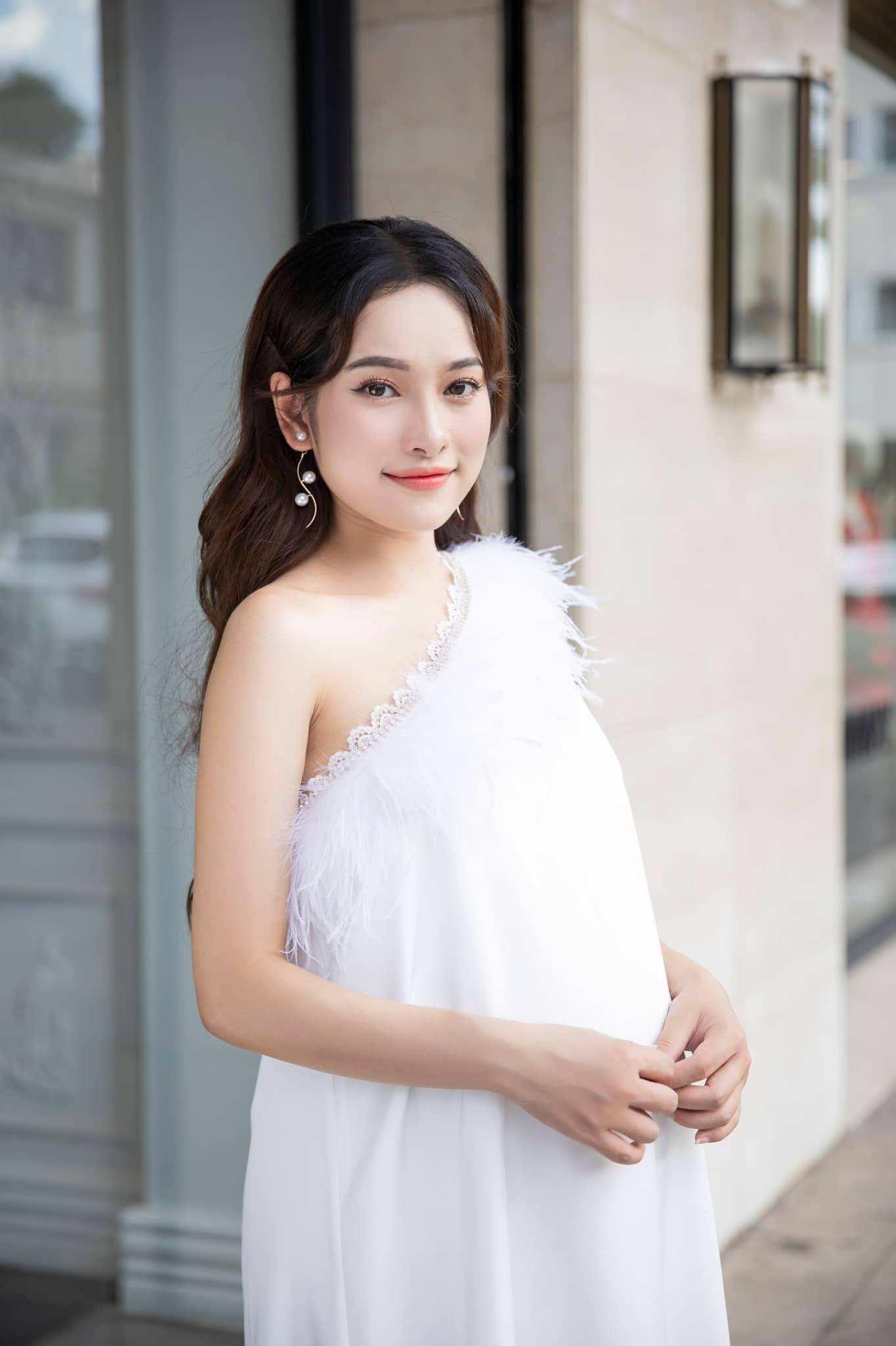 Bà xã Dương Khắc Linh liên tục đăng ảnh bầu vẫn có trai nhắn tin cưa cẩm ảnh 6