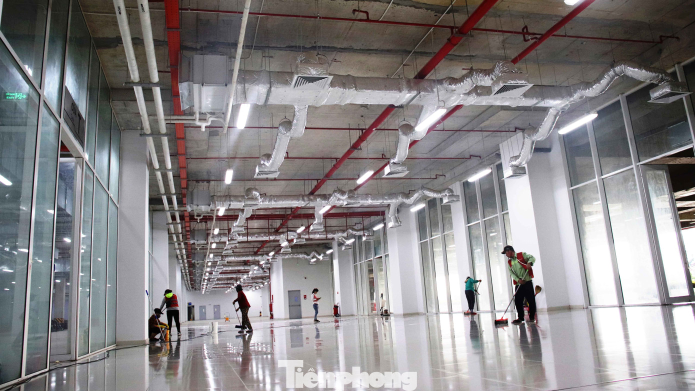 Cận cảnh bến xe hiện đại nhất Việt Nam trước ngày hoạt động ảnh 6