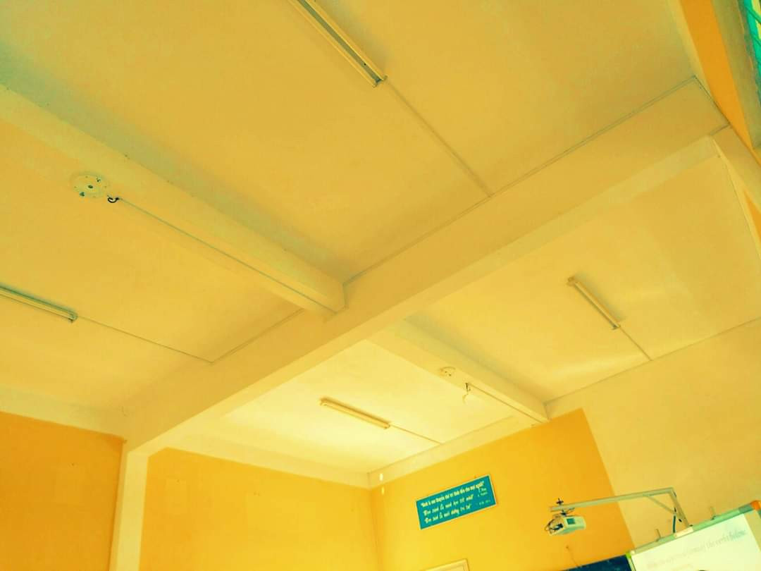 Những hình ảnh siêu hài hước chỉ teen mới có khi đối mặt với cái nóng đảo điên tháng 5 ảnh 1