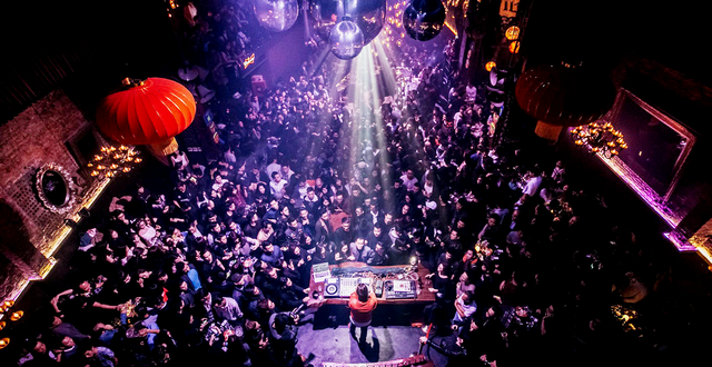 Ăn buffet, tập gym, đi xem phim... ở mức độ nào trên “thang điểm” lây nhiễm COVID-19? ảnh 5