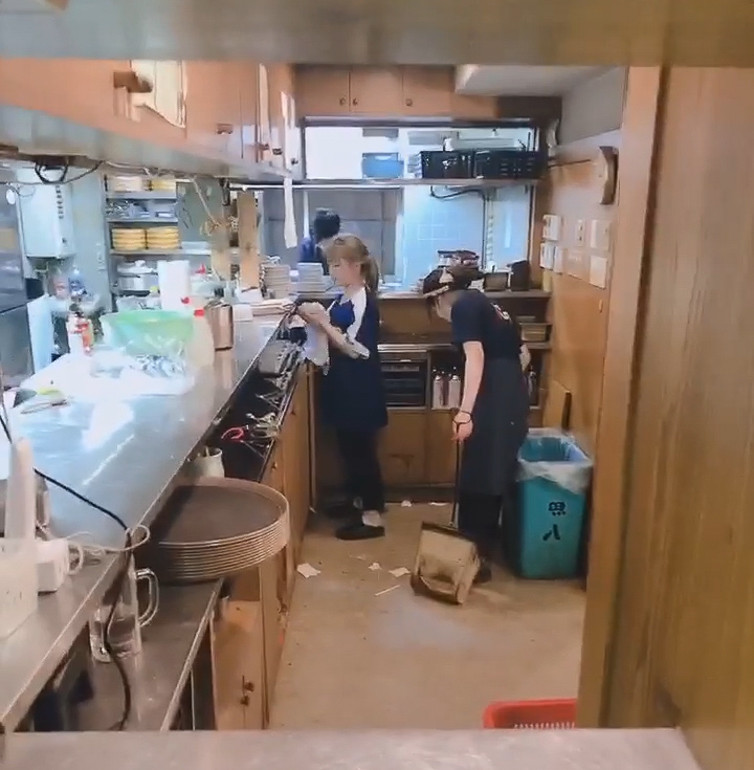 Góc khuất cuộc sống của du học sinh Việt Nam tại Nhật Bản ảnh 1