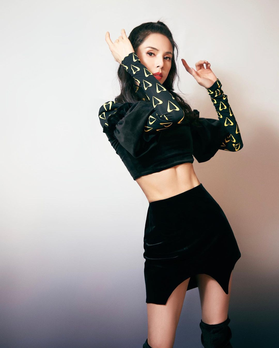 Nhan sắc và thần thái đỉnh cao của 'Tiểu Long Nữ' Lý Nhược Đồng ảnh 13